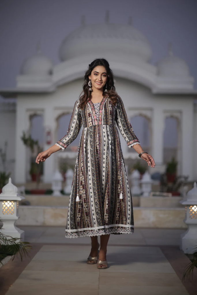 How to Style Your Black Anarkali Kurta for Every Occasion