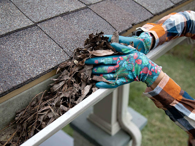 Gutter Replacement: When is it Time? Premier Gutter Services