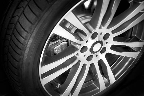 Rim Cleaning: Reviving Your Wheels’ Shine and Appeal