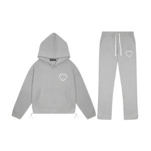 The Carsicko Tracksuit: Style, Comfort, and Versatilost