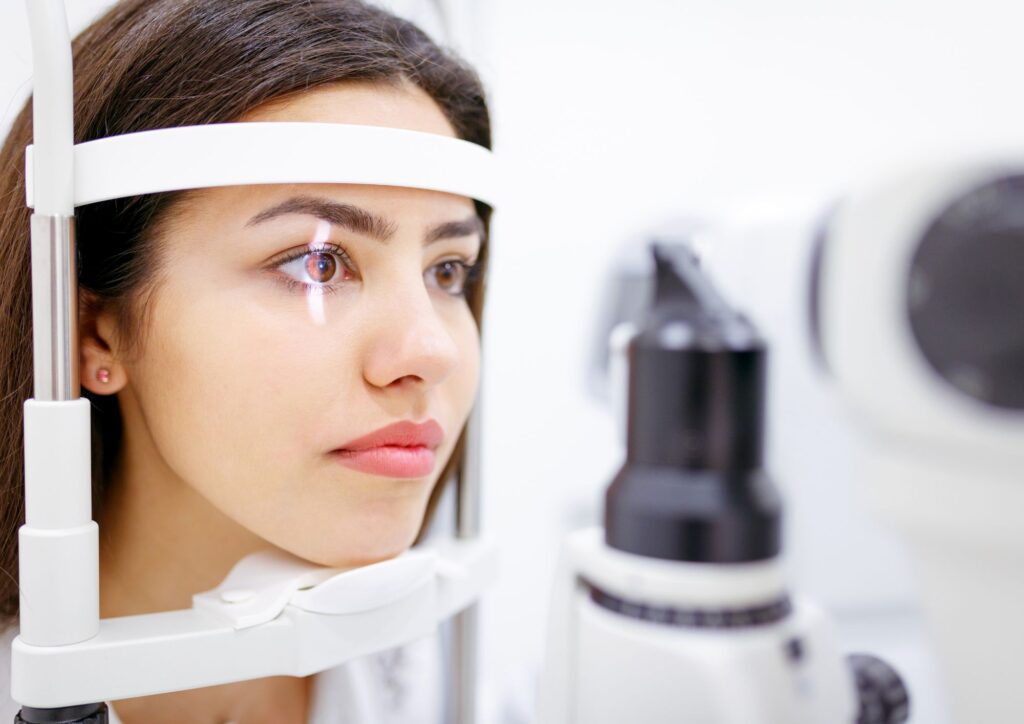 Optometrist in Oakville | Rebecca Optical