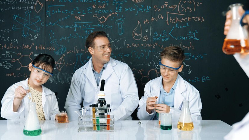 How a Chemistry Tuition Teacher Enhances Practical Skills